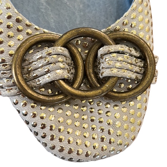 Jeffrey Campbell “Bring” Ivory & Metallic Gold Dot Chain Detail Ballet Flats - 8 - Picture 7 of 14
